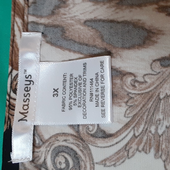 MASSEYS BROWN AND BLACK PRINT - Picture 6 of 9